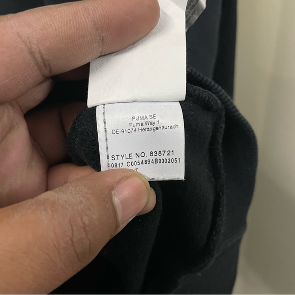 PUMA AUTHENTIC BLACK HOODIE FOR MEN’S & WOMEN’S - Picture 6 of 10